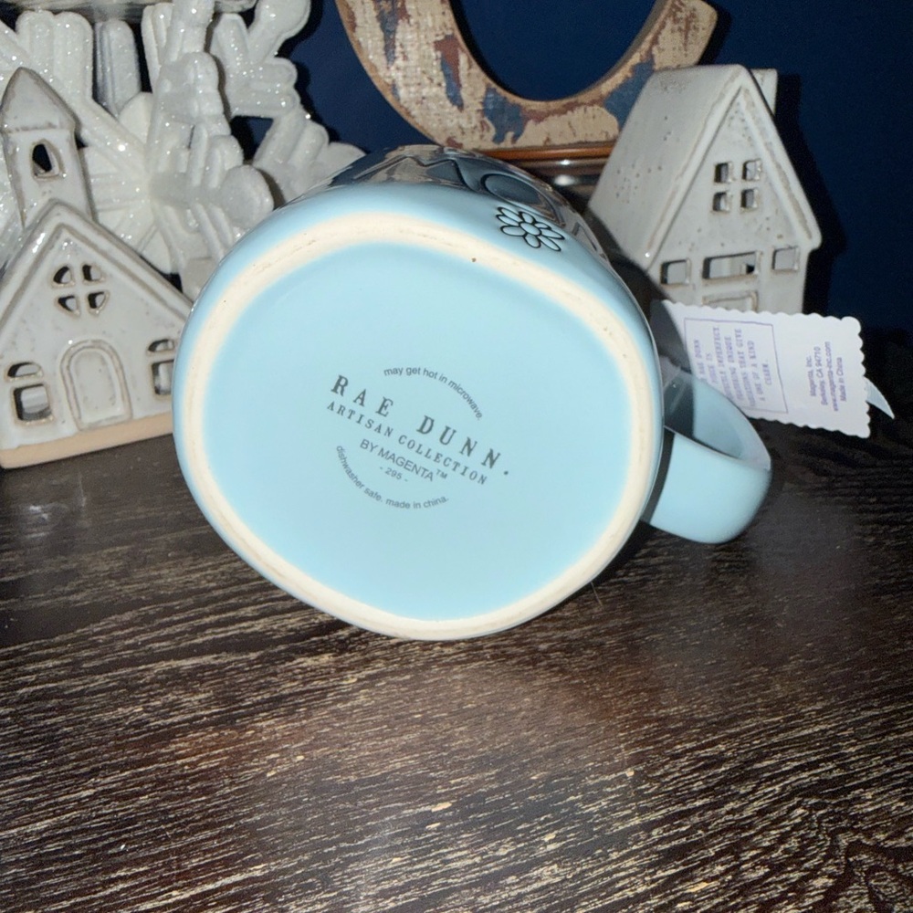 Rae Dunn “Boy Mom” Blue Mug w/ Daisy Print – NWT - Picture 3 of 6